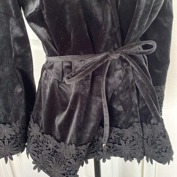 Mystree Black Velvet Wrap Jacket with floral embroidery. - Picture 9 of 10